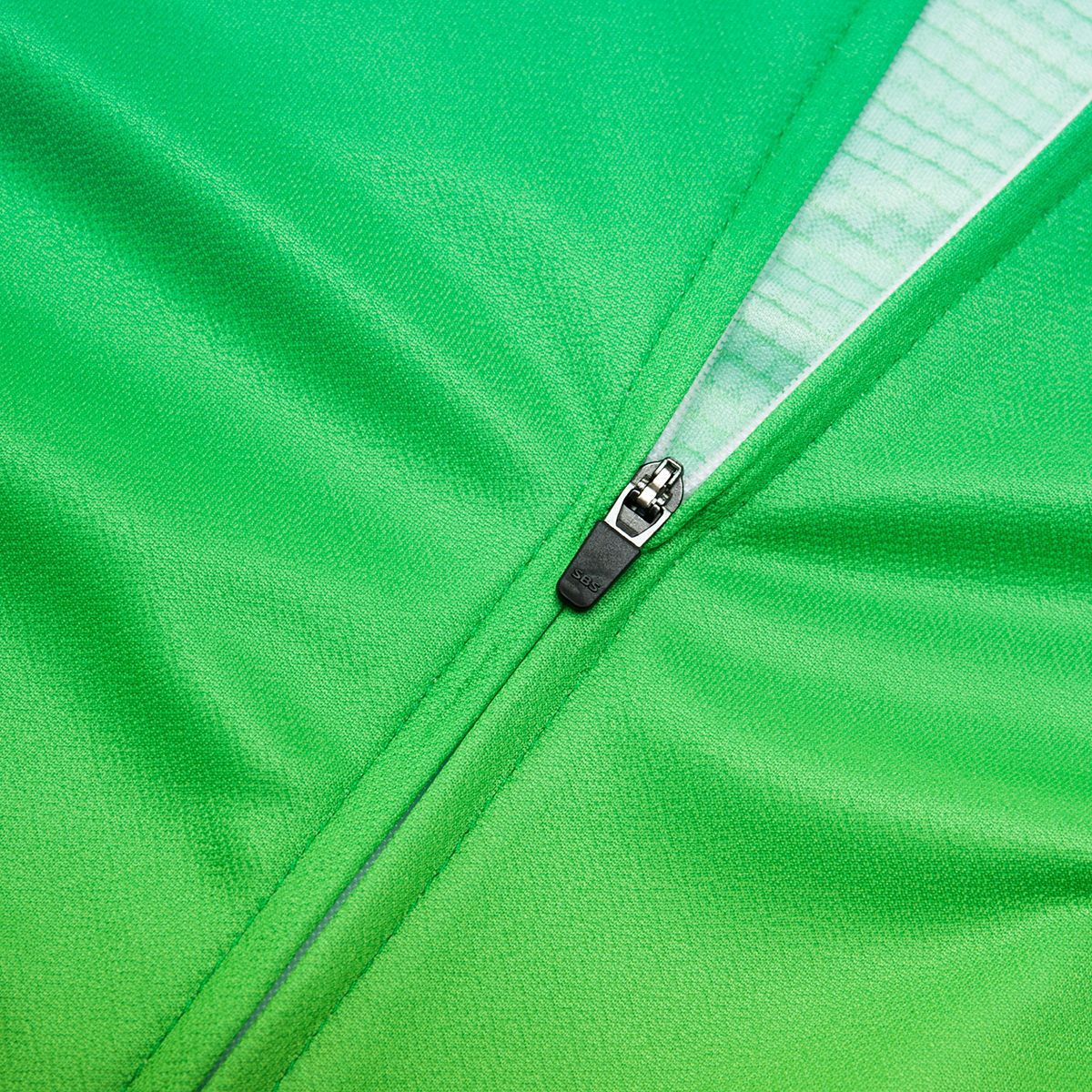 Green Gradient Cycling Jersey - Short Sleeve Breathable Bike Top